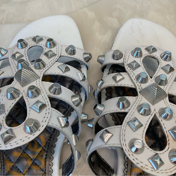 Sam Edelman Beatris studded slide sandals, size 8, white leather, silver studs - Picture 6 of 12